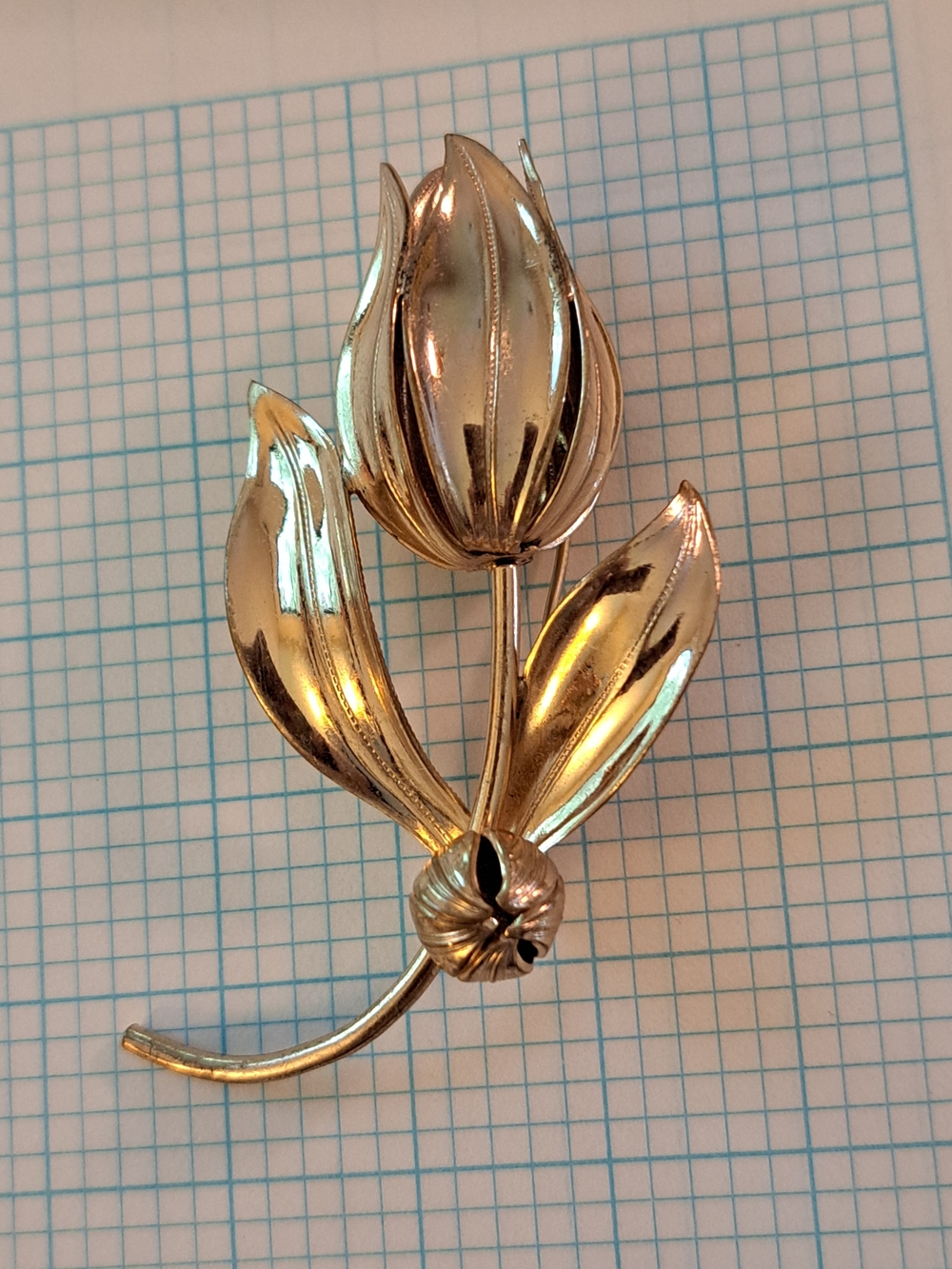 Vintage Gold Tulip Flower Brooch - Elegant Womens Accessory